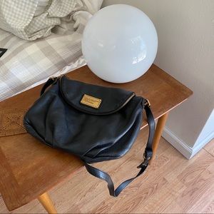 ~Marc Jacobs black leather Natasha crossbody bag~
